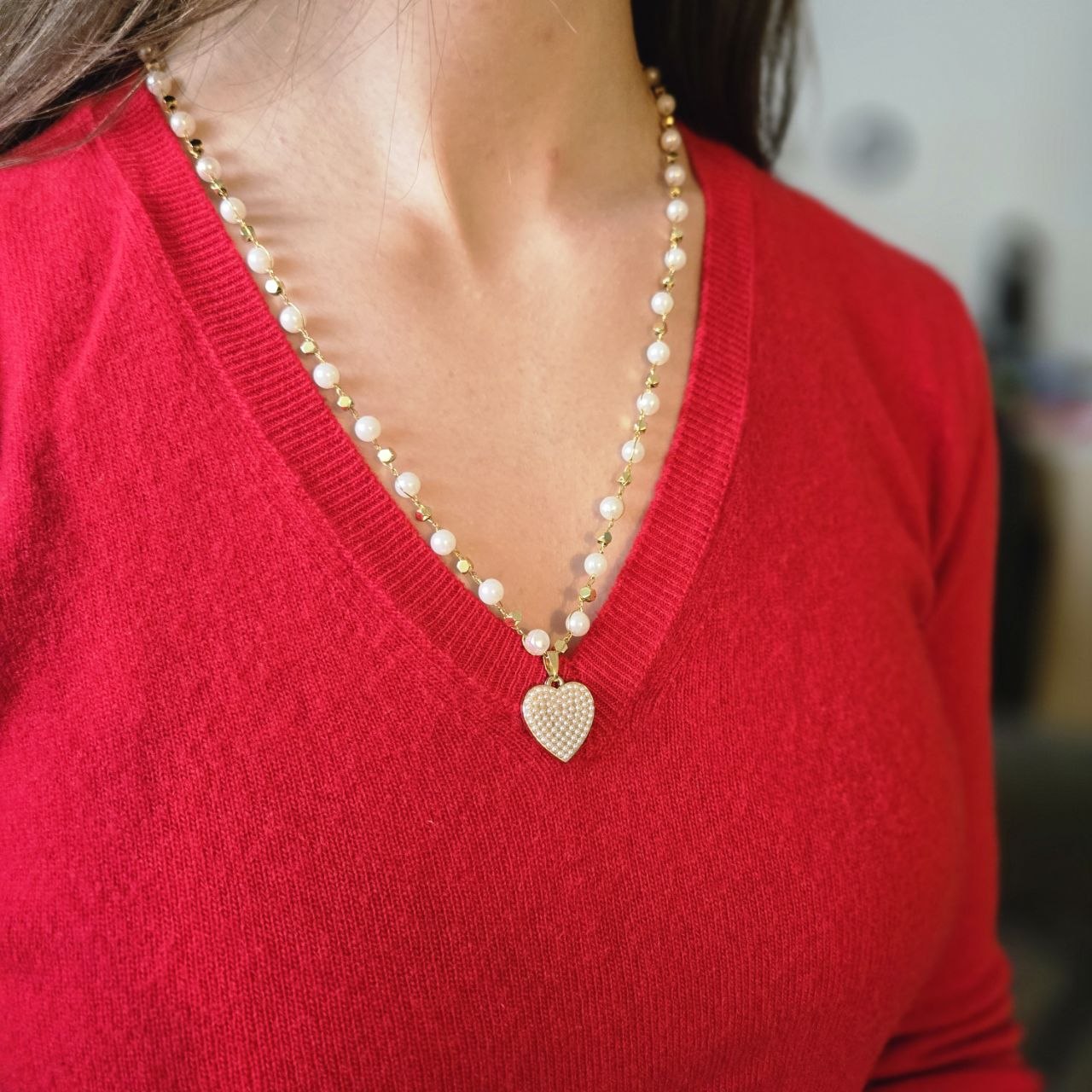 Collier perles et coeur blanc